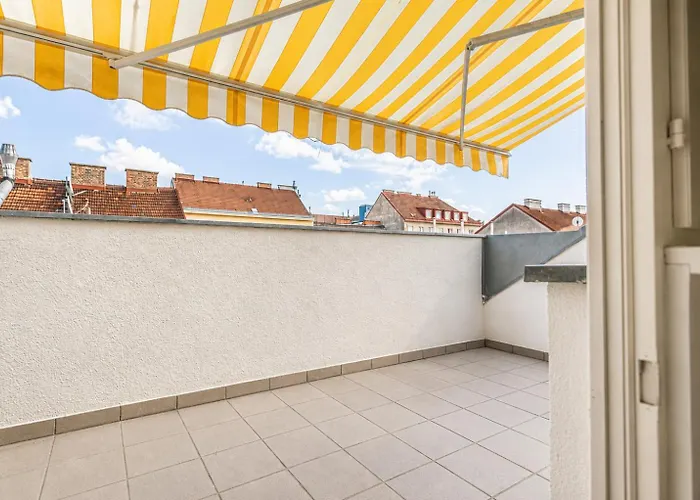 Stylish 3br With Balcony In The Center アパート ウィーン